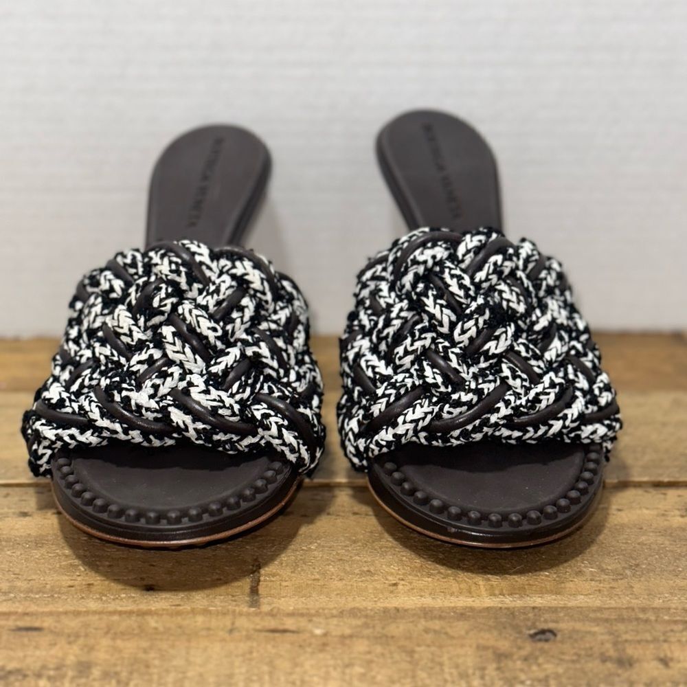 Bottega Veneta Dot Mules - Picture 8 of 9